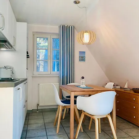 Achtern Diek 12b - 5 * Zingst