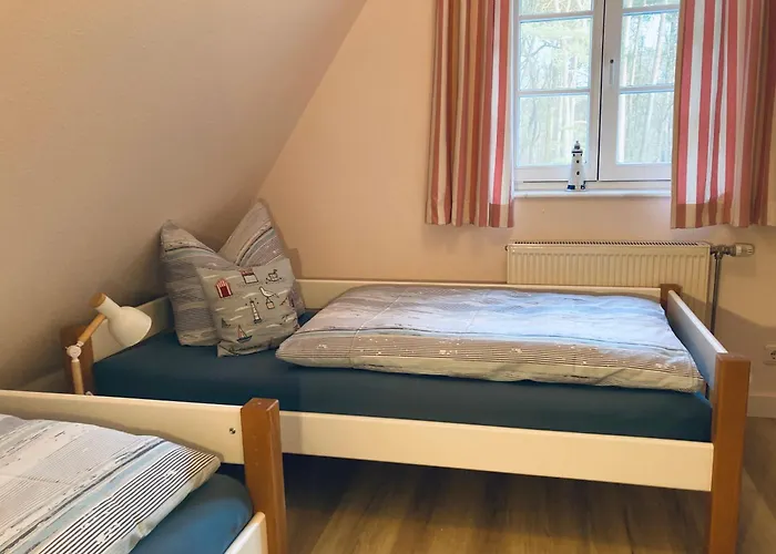 Achtern Diek 12b - 5 *